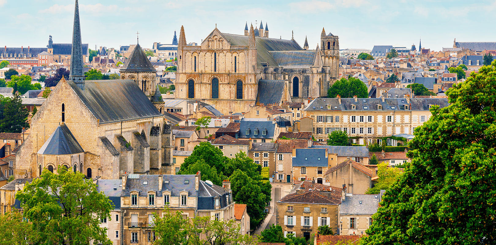 Livraison de gâteaux à Poitiers !