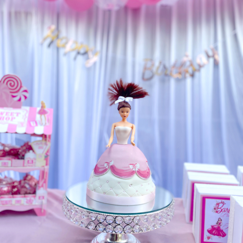 Gâteau Poupée Deluxe avec Robe Rose