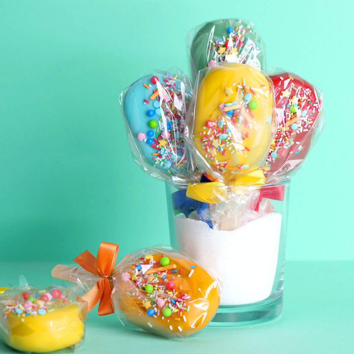 Cake-pops crème glacée colorés avec vermicelles (10 pièces)