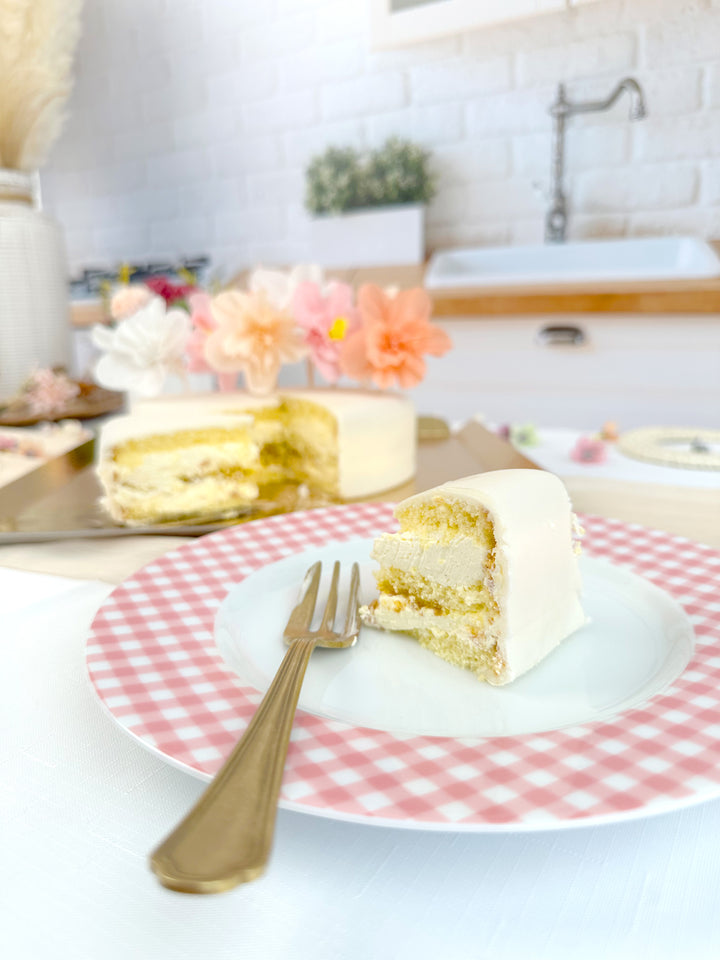 Gâteau Blanc avec Ruban