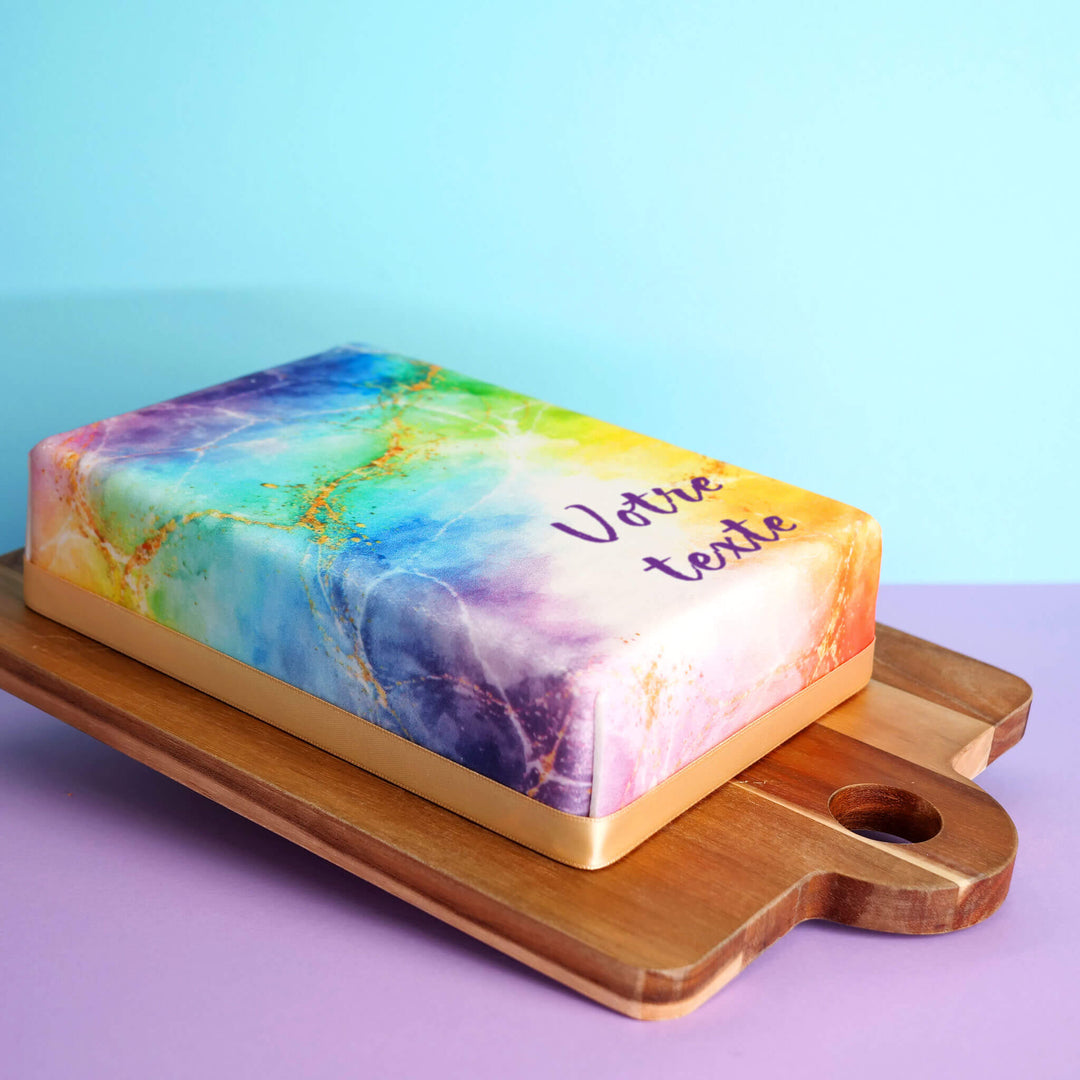 Gâteau rectangulaire à motif marbré arc-en-ciel 