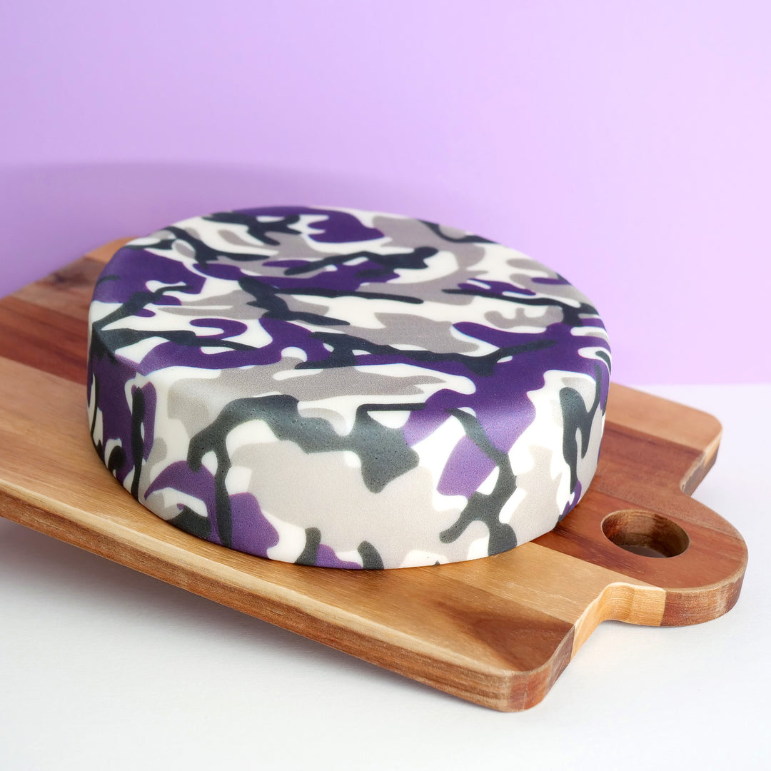 Gâteau camouflage violet