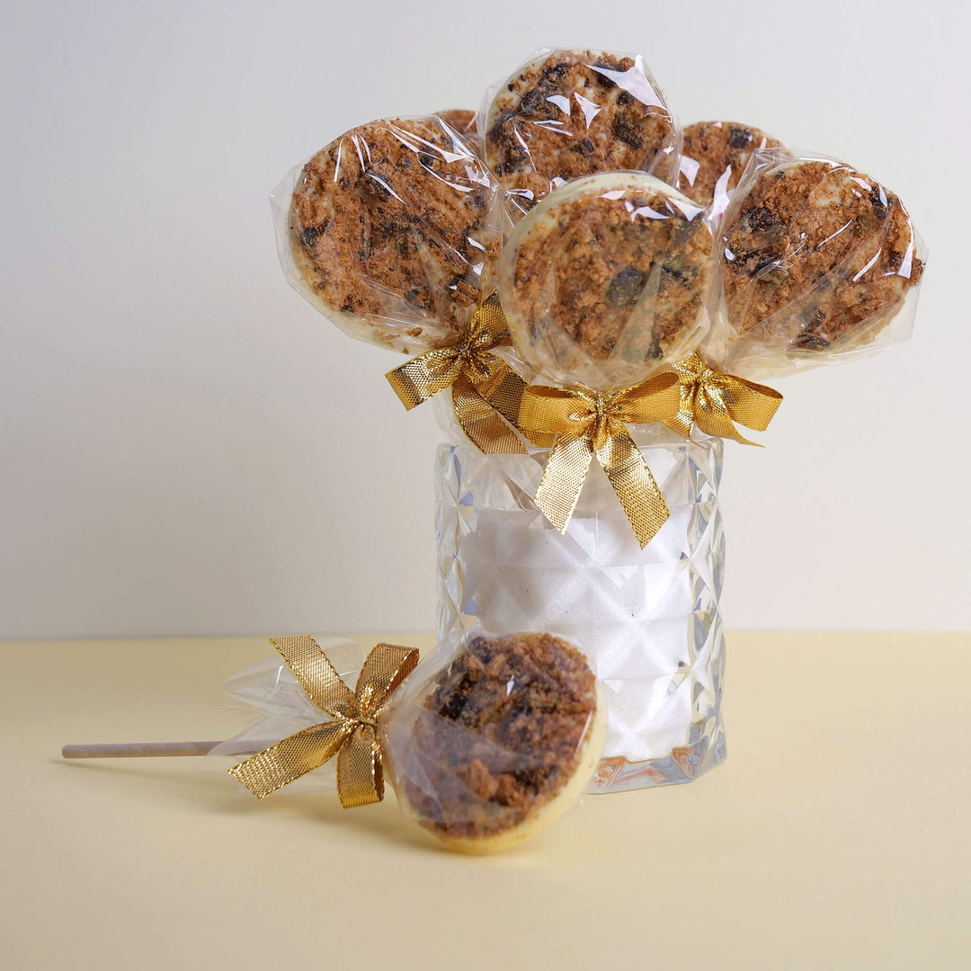 Lollis mit weißer Schokolade & Cookie Crumble (10 Stück)