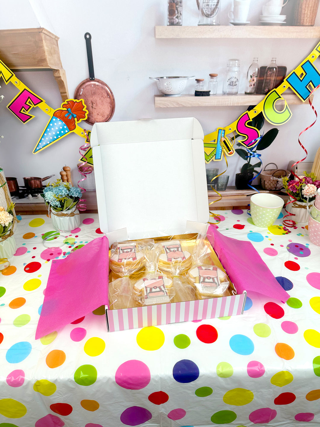 Biscuits cartables roses (12 pièces)