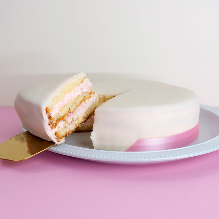 Gâteau Blanc avec Ruban