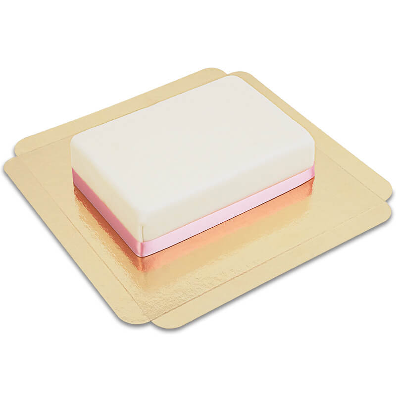 Gâteau blanc rectangulaire avec ruban