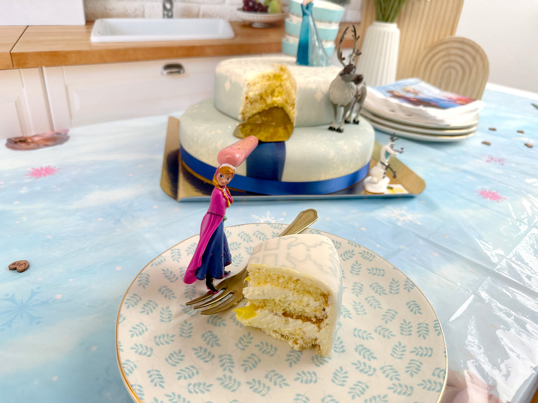 La Reine des Neiges® et ses compagnons sur gâteau