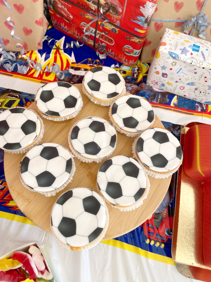 9 Cupcakes Ballons de Football