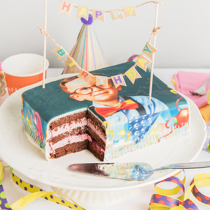 Gâteau Photo Cadre thème Anniversaire