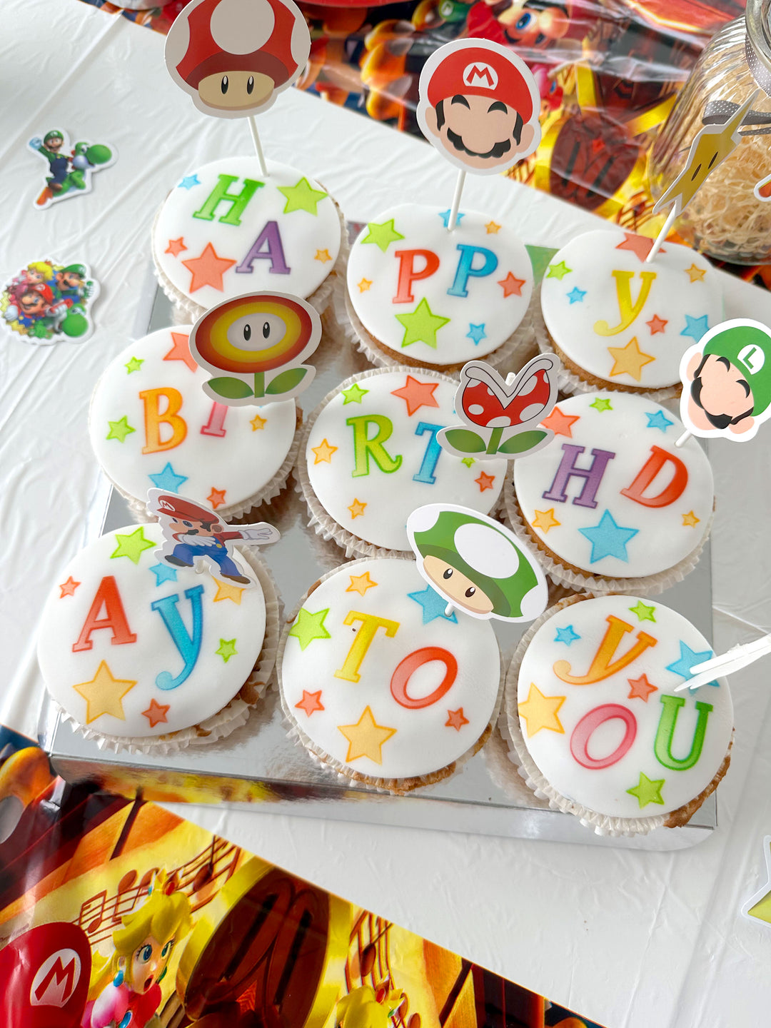 Cupcakes d'anniversaire (9 pièces)