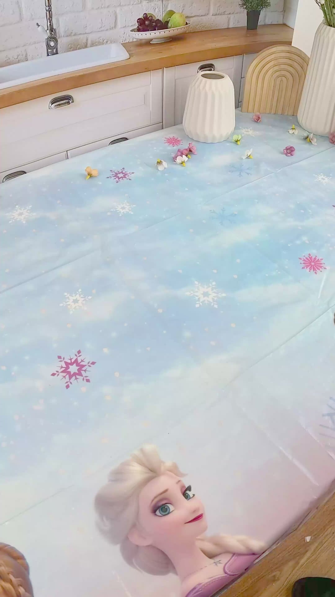 Gâteau figurines Anna & Elsa de la Reine des Neiges® 