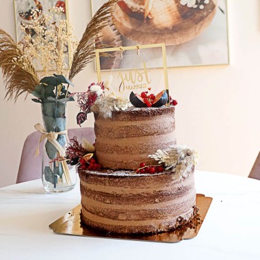 Gâteau de mariage bohème au chocolat à 2 étages, incluant décoration et cake-topper - pour 30 personnes