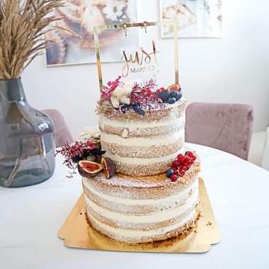 2-stöckige Hochzeitstorte inkl. Trockenblumensträußen & GOLDENEM "Just Married" Cake-Topper